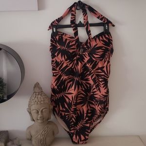 Isabel Maternity Swimsuit Size D/DD-L